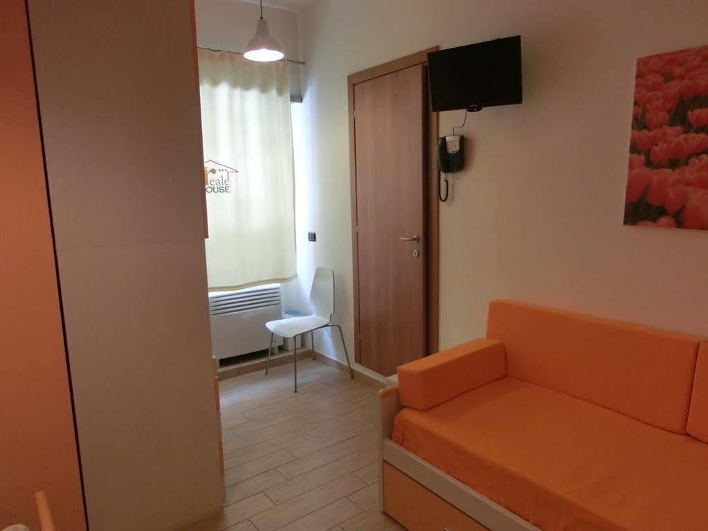 Reale House Rooms Rome Exterior photo